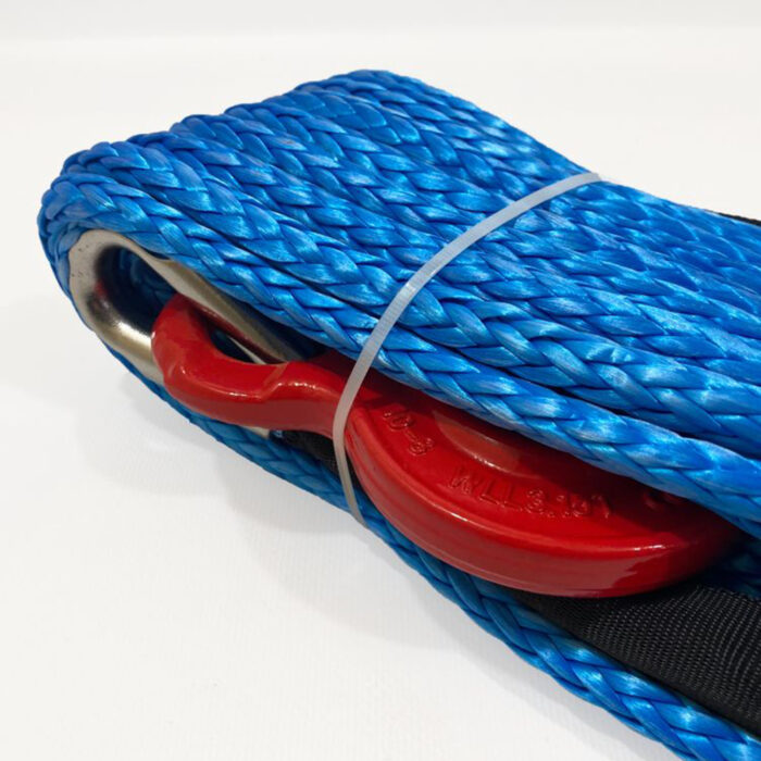 OFM4X4 Synthetic Winch Rope 10mm x 28m with Hook - Blue, 10,500 kg - Image 3