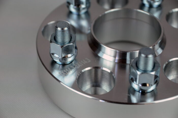 Wheel Spacer 30mm 5x114.3 M12x1.5 CB60.1 with Centring Ring - Toyota RAV4 - Image 4