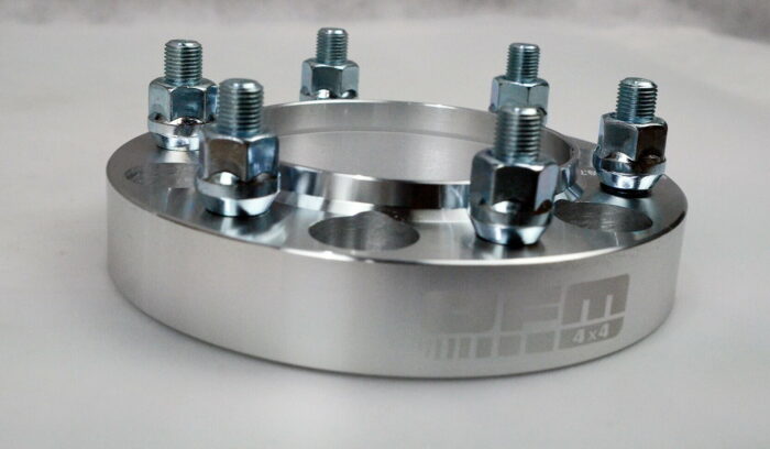 Wheel Spacer 30mm 6x139.7 M12x1.25 CB110 with Centring Ring - Nissan Patrol - Image 6