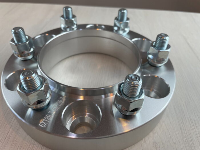 Wheel Spacer 30mm 6x139.7 M12x1.5 CB106.1 with Centring Ring - Toyota 90/120 - Image 3