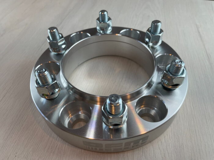 Wheel Spacer 30mm 6x139.7 M12x1.5 CB106.1 with Centring Ring - Toyota 90/120 - Image 4