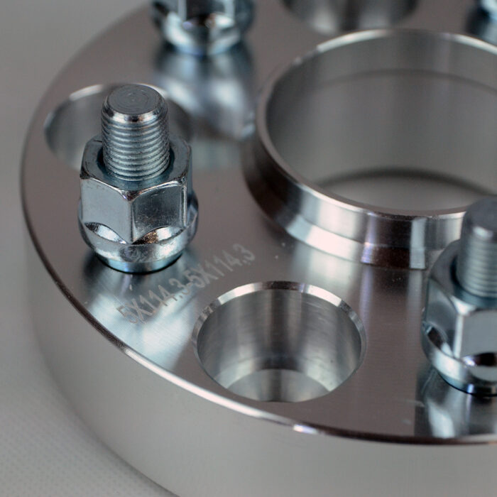 Wheel Spacer 30mm 5x114.3 M12x1.5 CB64.1 with Centring Ring - Freelander 1, Honda CR-V - Image 3